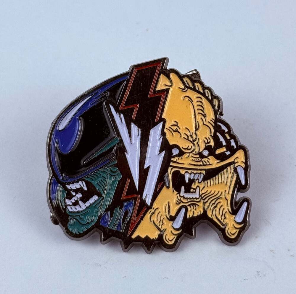 Loot Crate Versus March 2016 Alien vs Predator Enamel Lapel Pin
